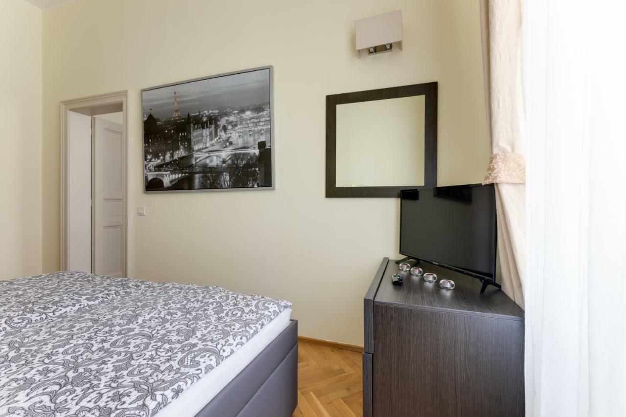 Apartment Halkova 5 Prague Exterior photo